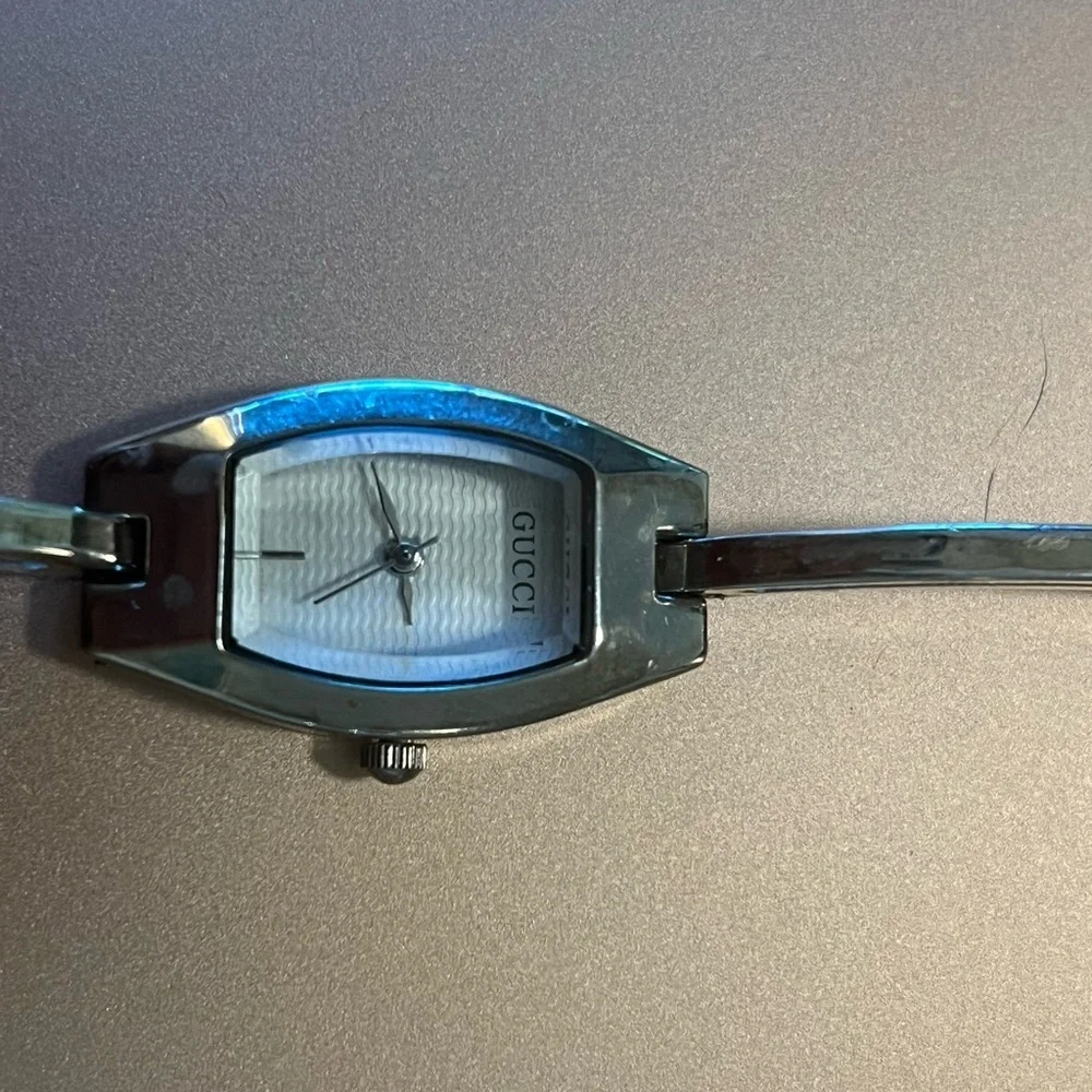 Gucci Silver Hexagonal Face Watch with Linked Band